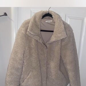 PacSun Cream Teddy Jacket with Plush Texture and Oversized Fit